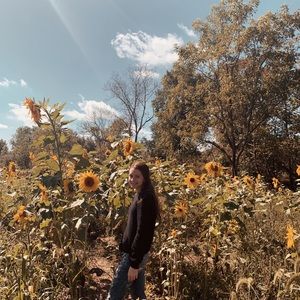 Meet your Posher, Ally